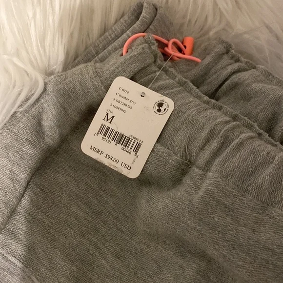 🌸Sold🌸 Free People Movement Surfside Joggers🌸 - Picture 5 of 9